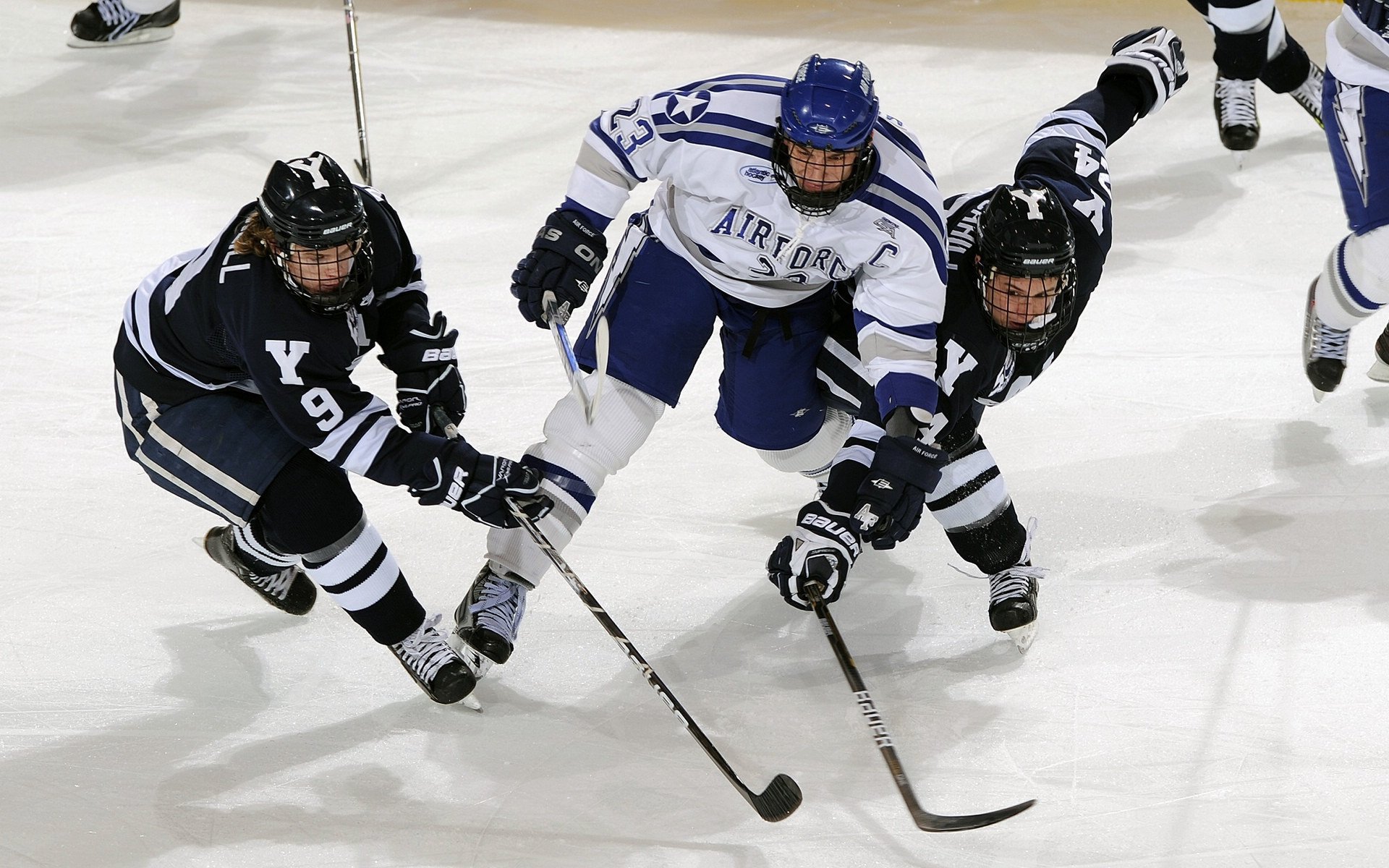 【训练秘籍】运动员每日必做的练球技巧盘点，训练运球能力的方法有哪些